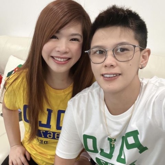 Meet your Posher, Edith - Picture 1 of 1